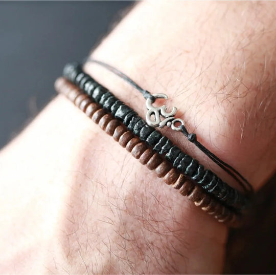 AARON - Ensemble de bracelets pour hommes. Bracelet perlé pour hommes Bracelet de style surfeur. Bracelet pour hommes empilable Bracelets empilables Bracelets Boho extensibles - Le BRACELET 