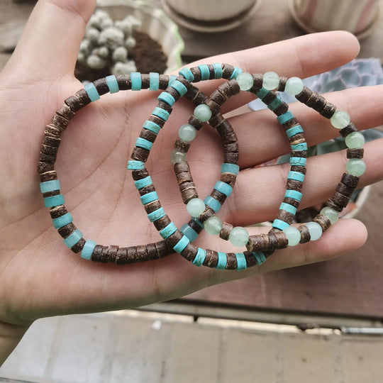 AARON - Ensemble de bracelets pour hommes. Bracelet perlé pour hommes Bracelet de style surfeur. Bracelet pour hommes empilable Bracelets empilables Bracelets Boho extensibles - Le BRACELET 